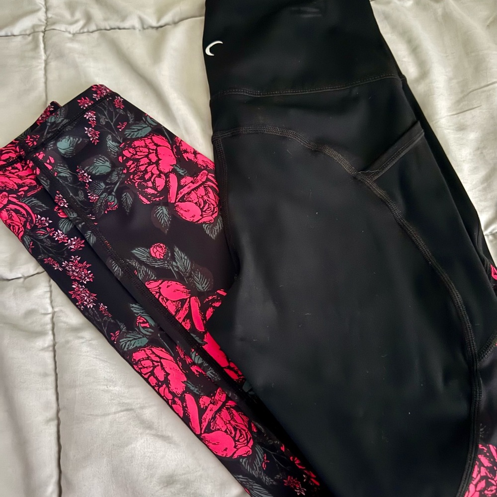 ZYIA Luxe Floral Leggings - Black and Pink 4 NWOT Never Worn - Picture 5 of 6